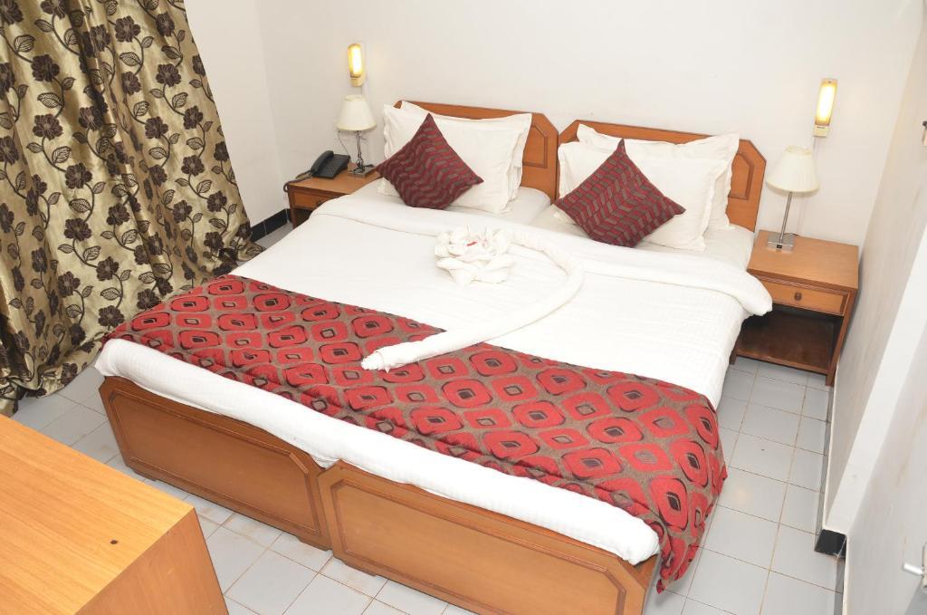 Sunkissed Plaza Hotel Калангуте Стая снимка